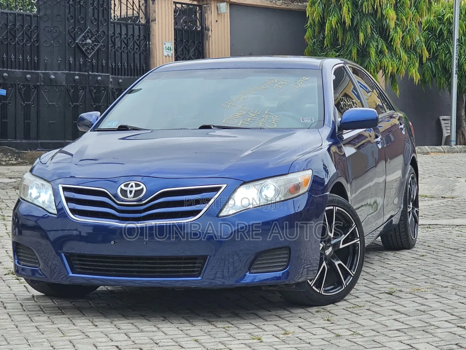 Toyota Camry LE 4dr Sedan (2.5L 4cyl 6AM) 2010 Blue