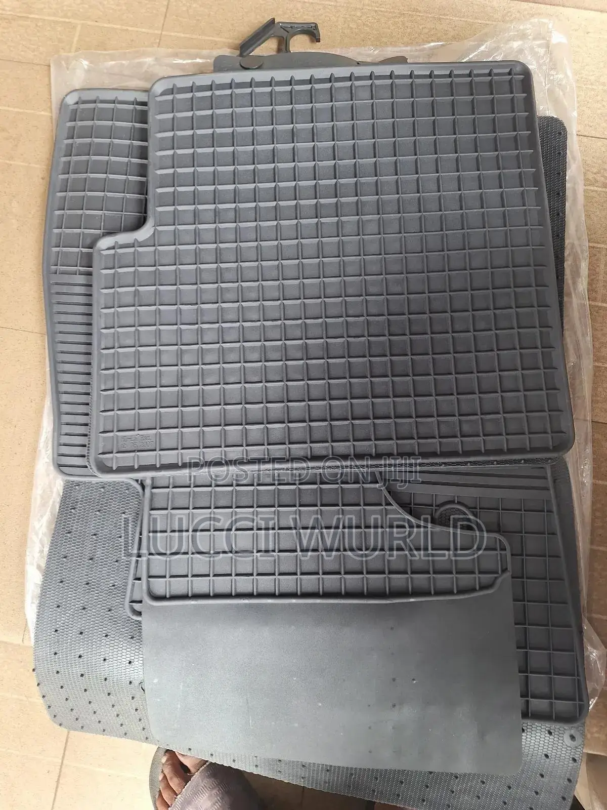 G-Wagon Customise Mat