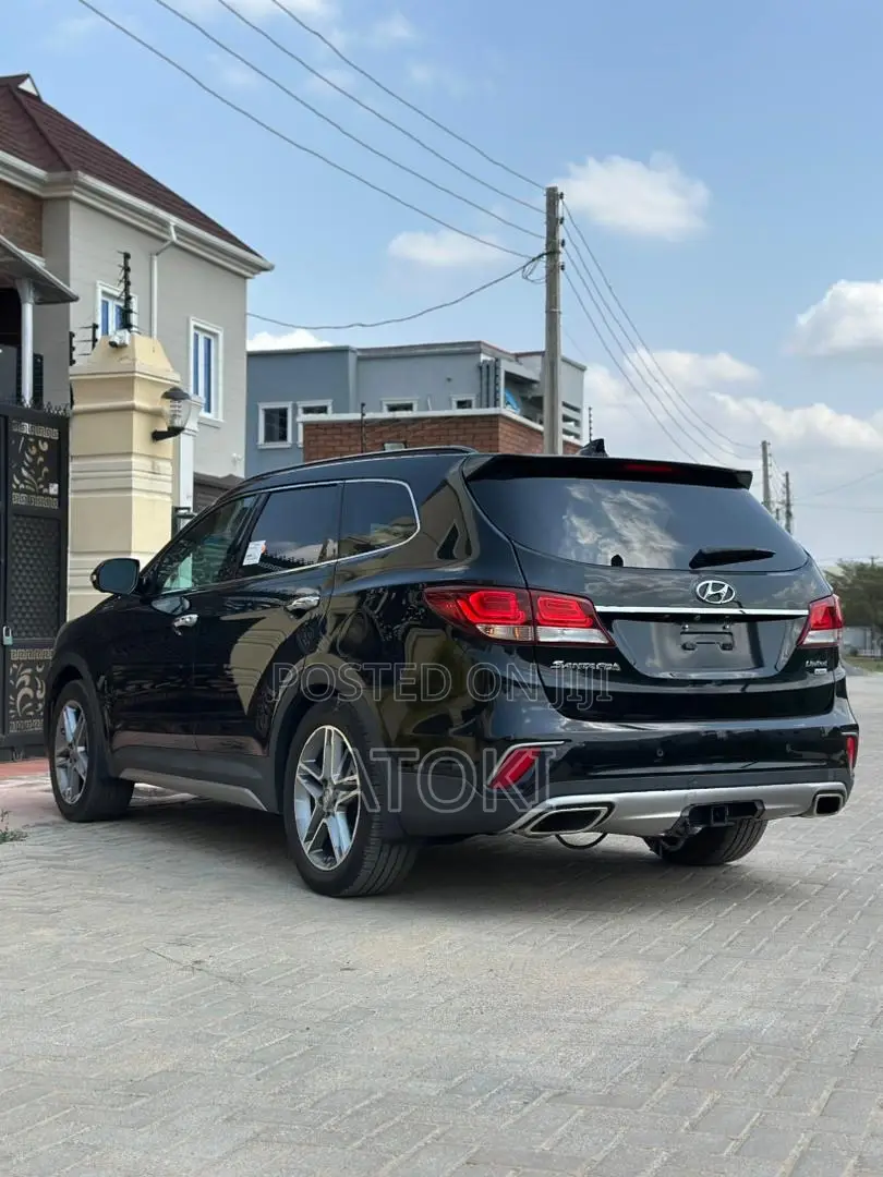 Hyundai Santa Fe Limited Ultimate AWD 2017 Black