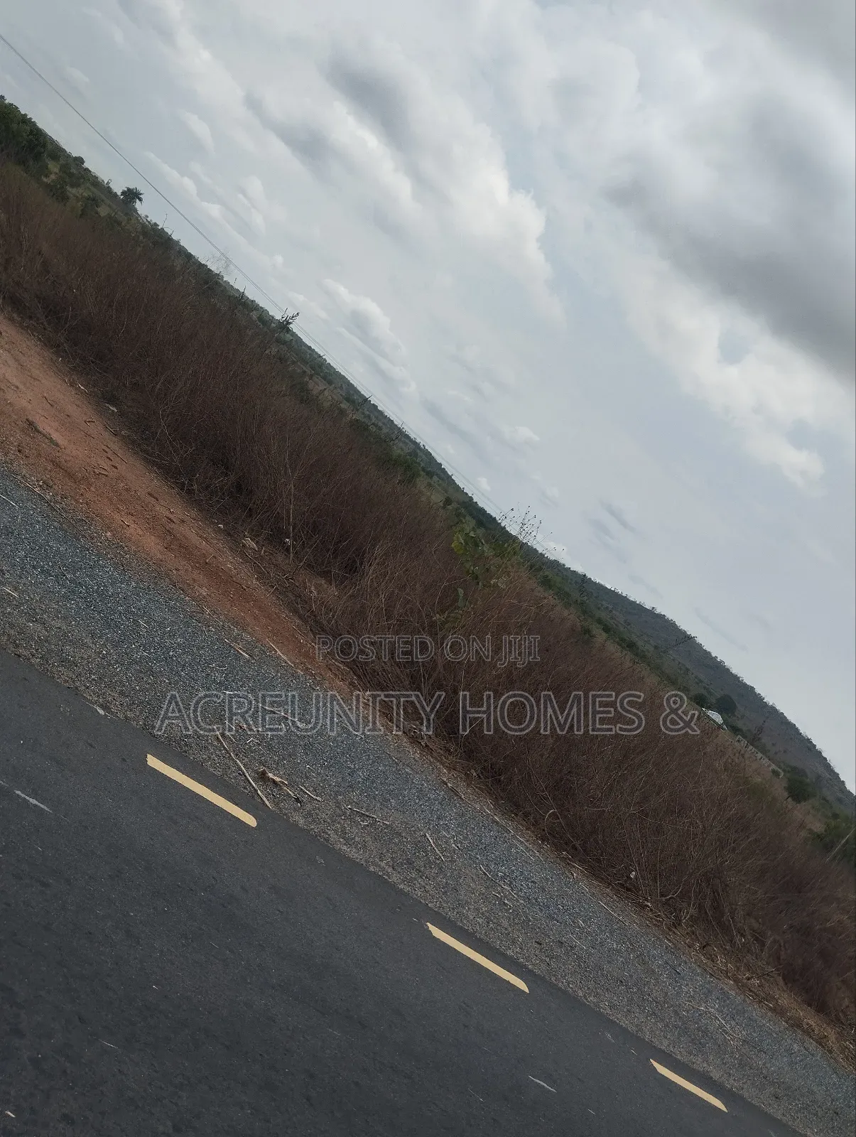 5 Acres of Commercial Land Available, Along Iseyin-Ogbomoso Express Wa