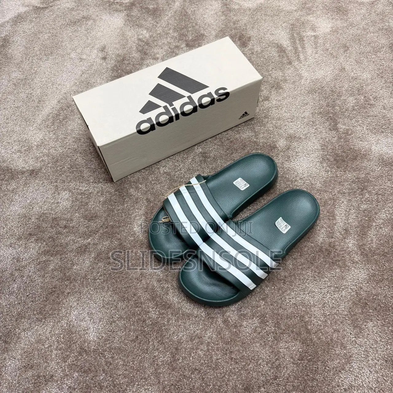 Adidas Adilette Slides