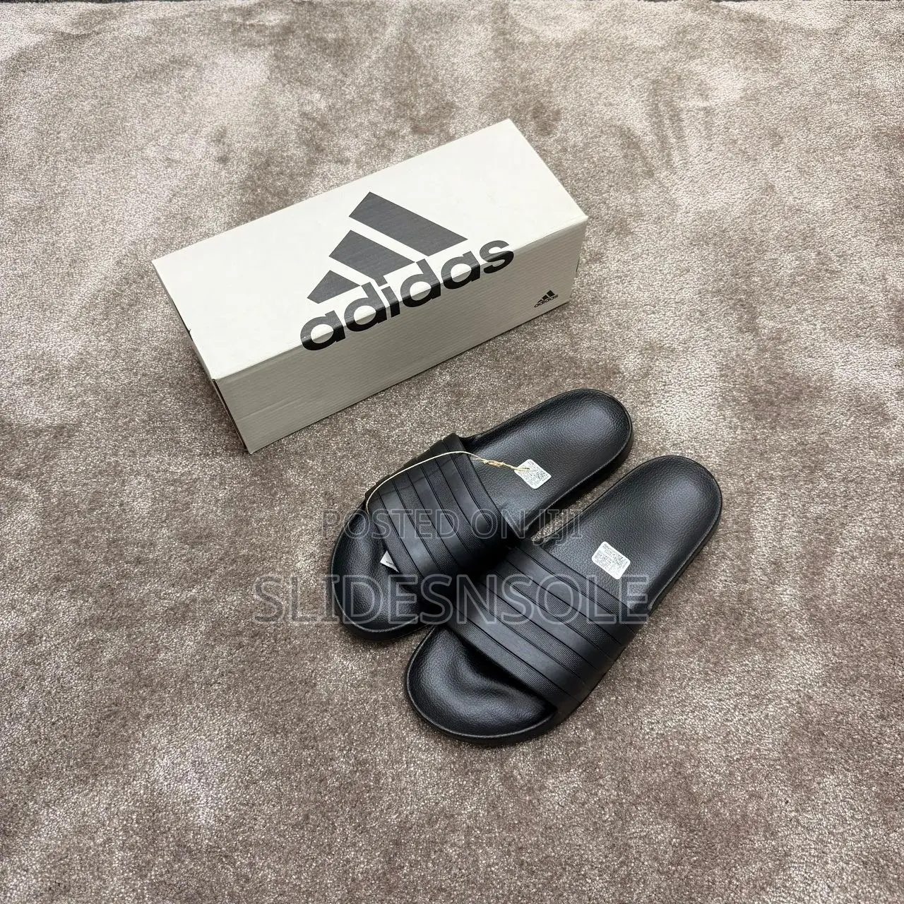 Adidas Adilette Slides