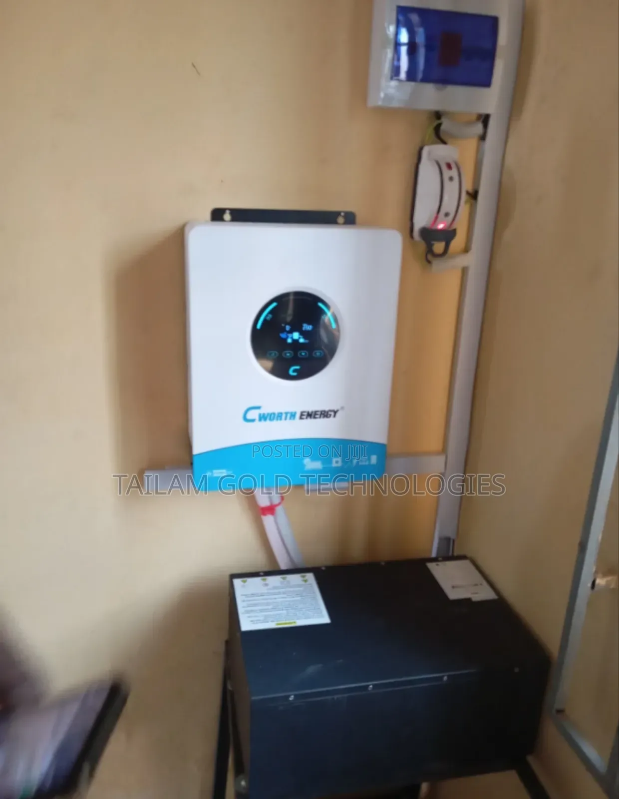 4kva Hybrid Inverter And 2.5kwh Lithium Battery