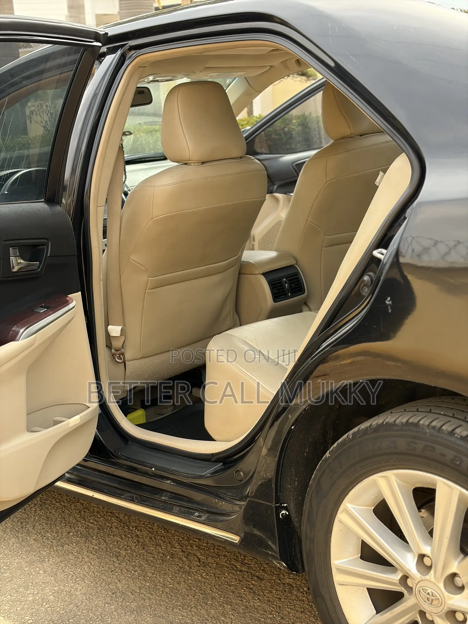 Toyota Camry XLE 4dr Sedan (2.5L 4cyl 6A) 2013 Black
