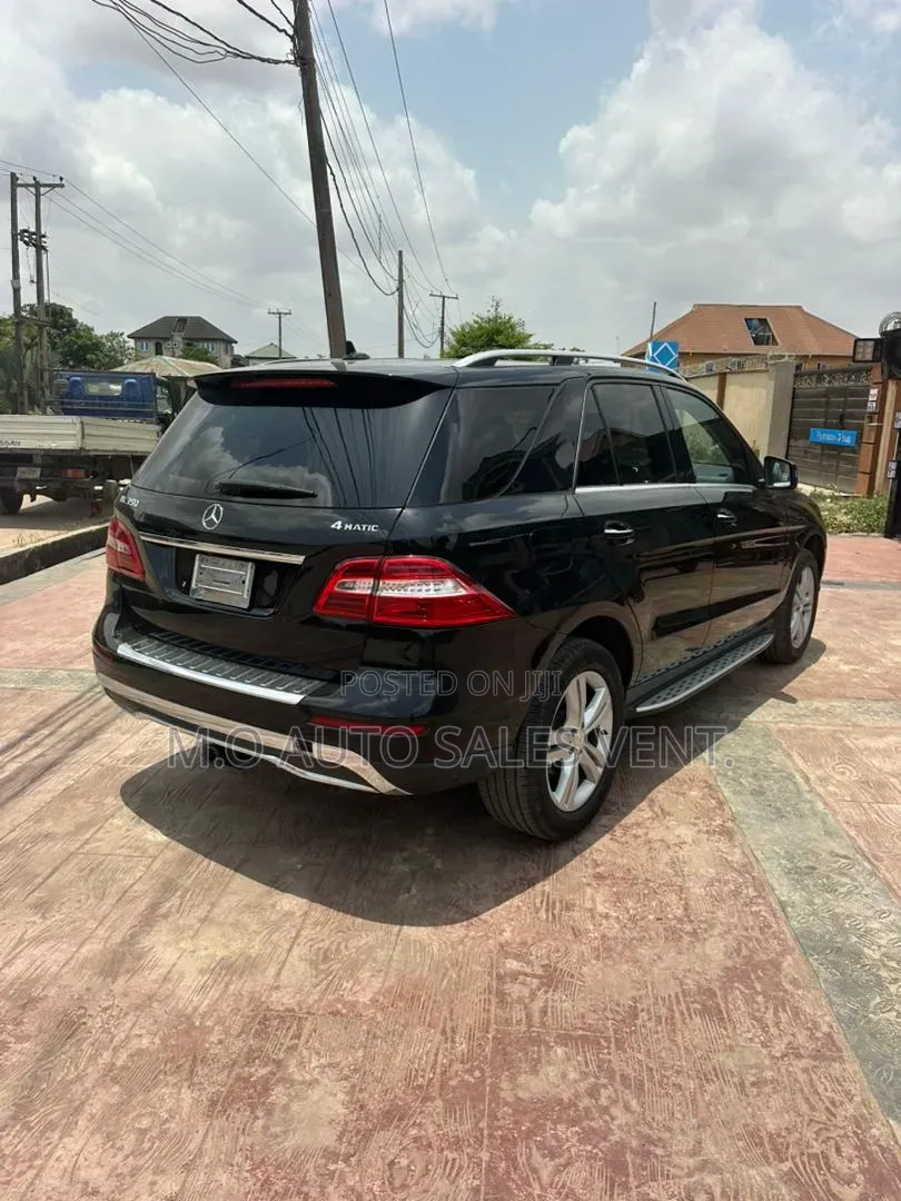 Mercedes-Benz M Class ML350 4MATIC 4dr SUV AWD (3.5L 6cyl 7A) 2015