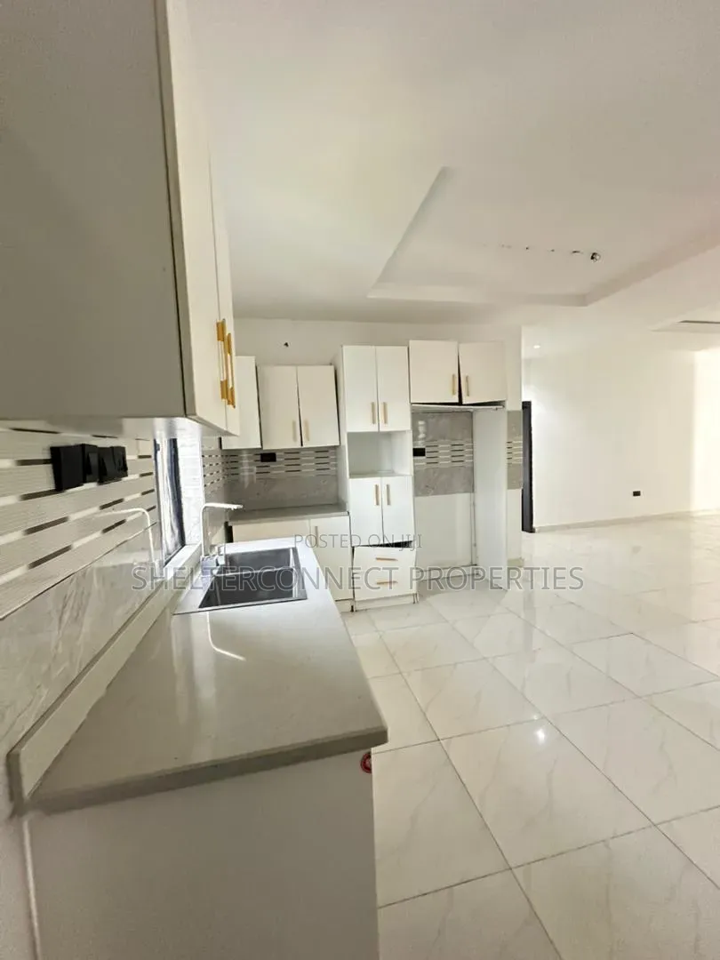 2bdrm Apartment in Ikate for sale