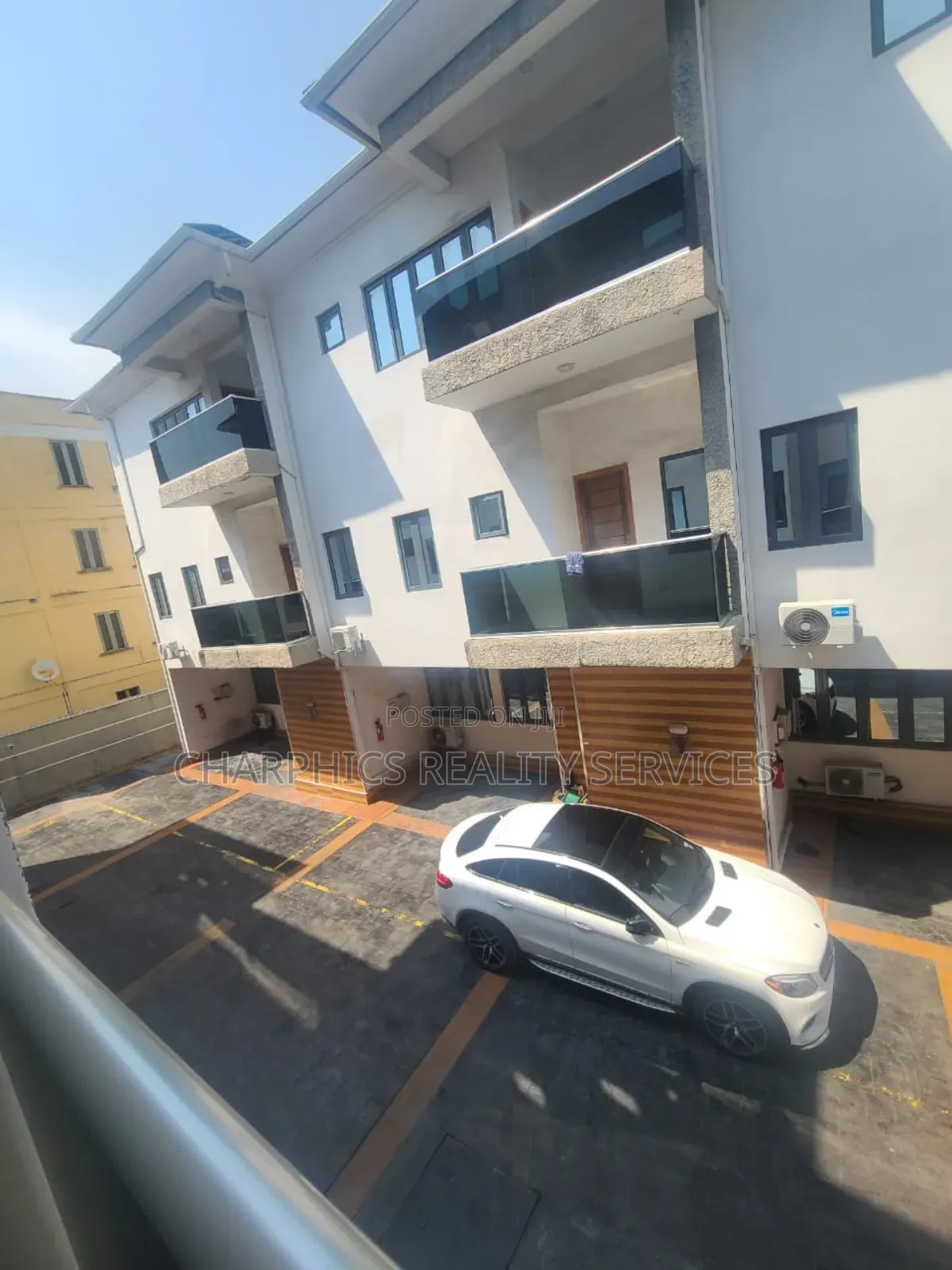 4bdrm Duplex in Ikate for rent