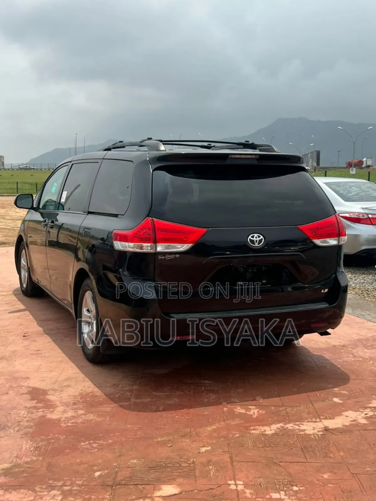 Toyota Sienna 2012 Black