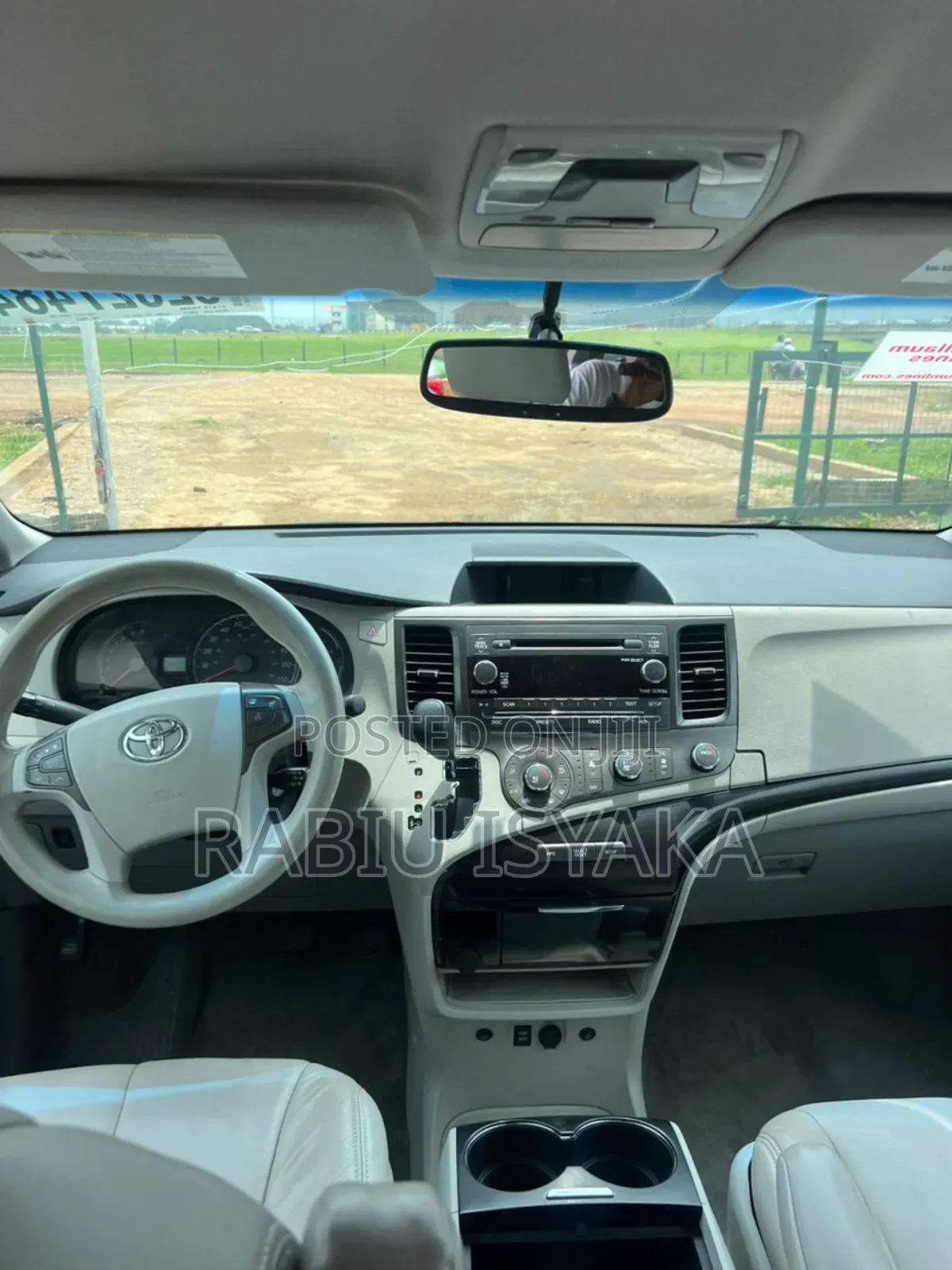 Toyota Sienna 2012 Black