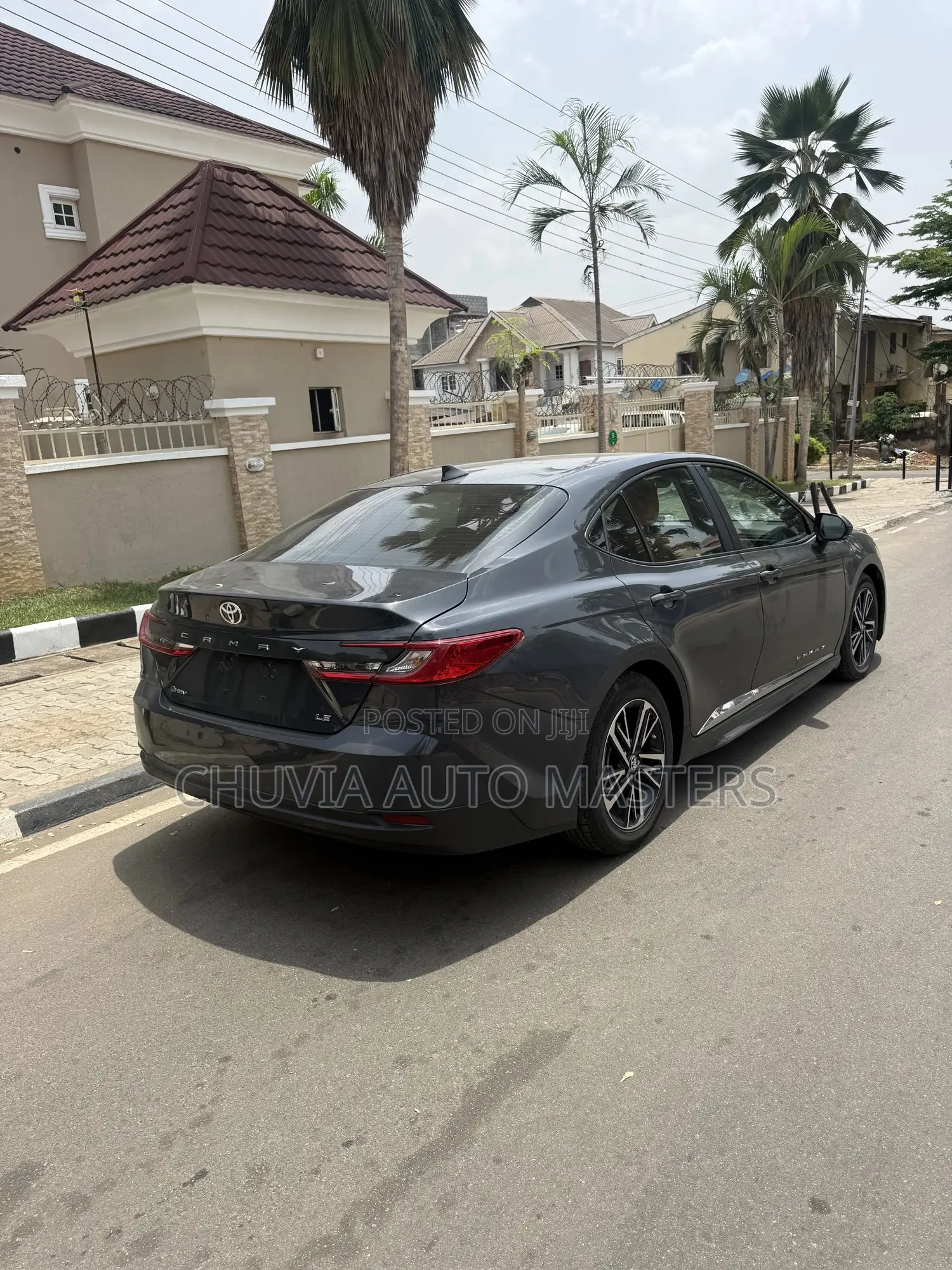 New Toyota Camry XLE 2025 Gray