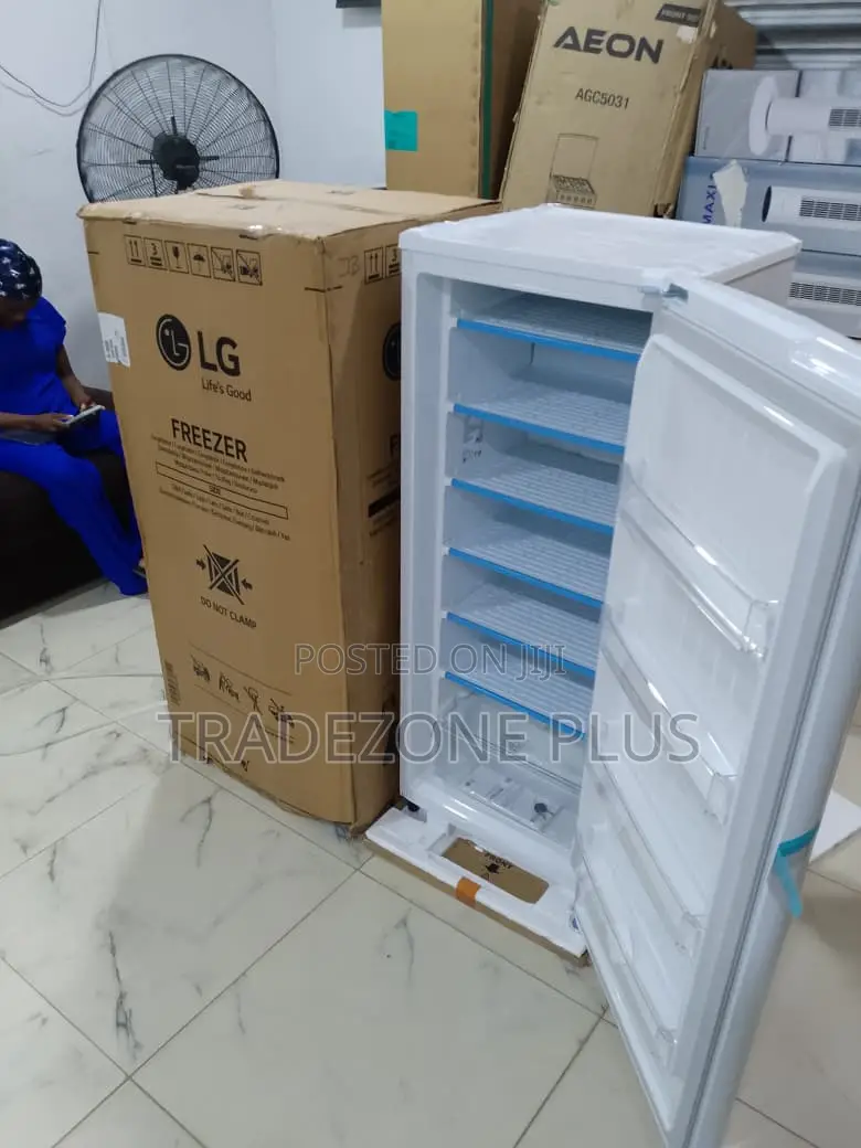 Lg Gn-304sqbr Freezer – Organized Storage With Shelves