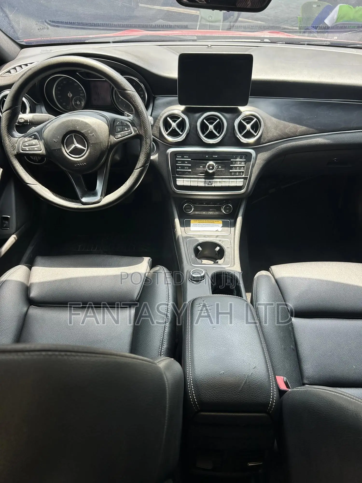 Mercedes-Benz GLA 250 2018 Red