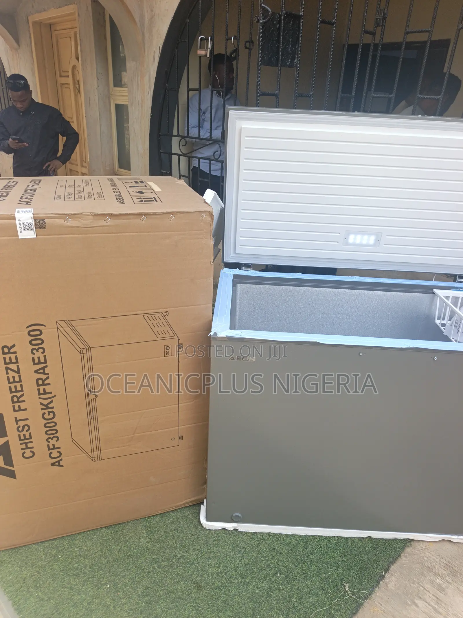 Aeon Acf300gk 300l Chest Freezer Appliance