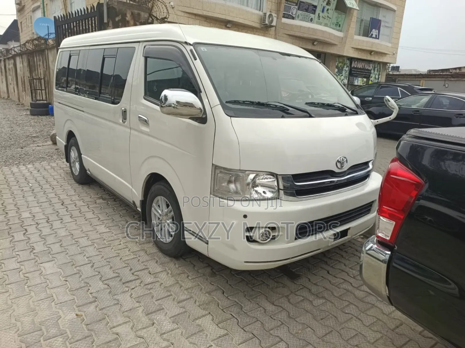 Toyota HiAce 2012 White