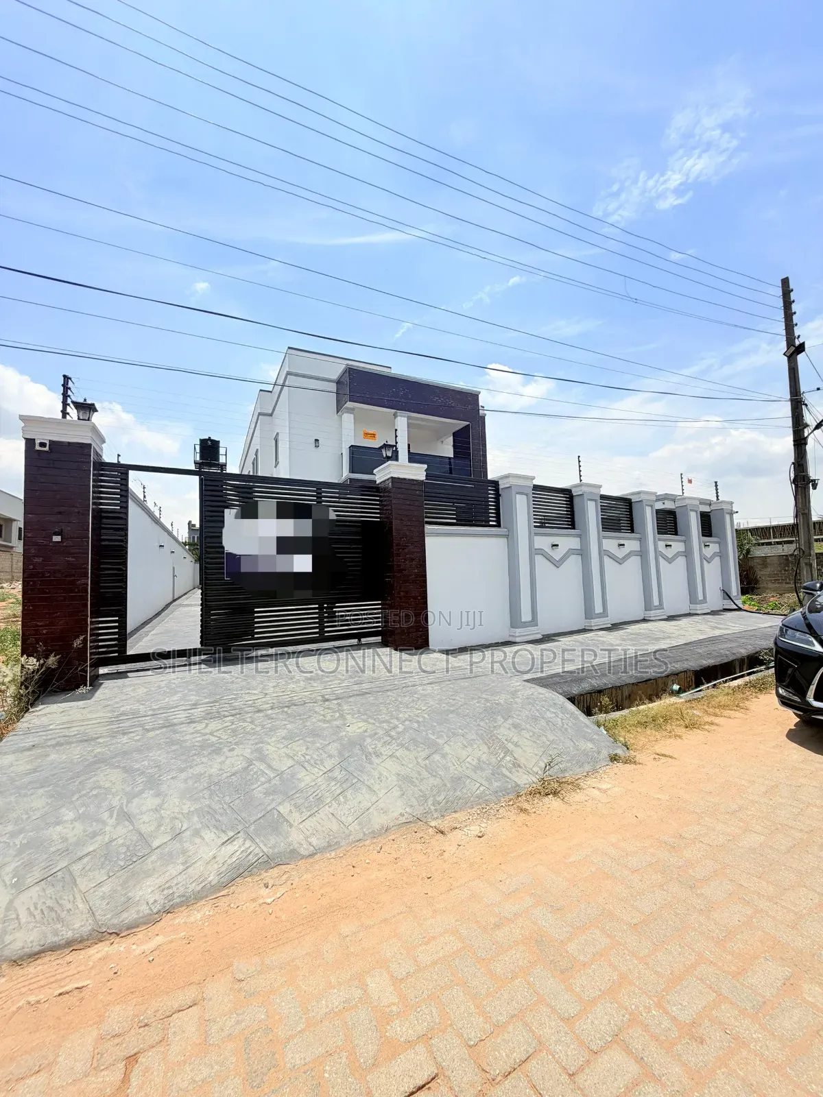 5bdrm Duplex in Isheri North for sale