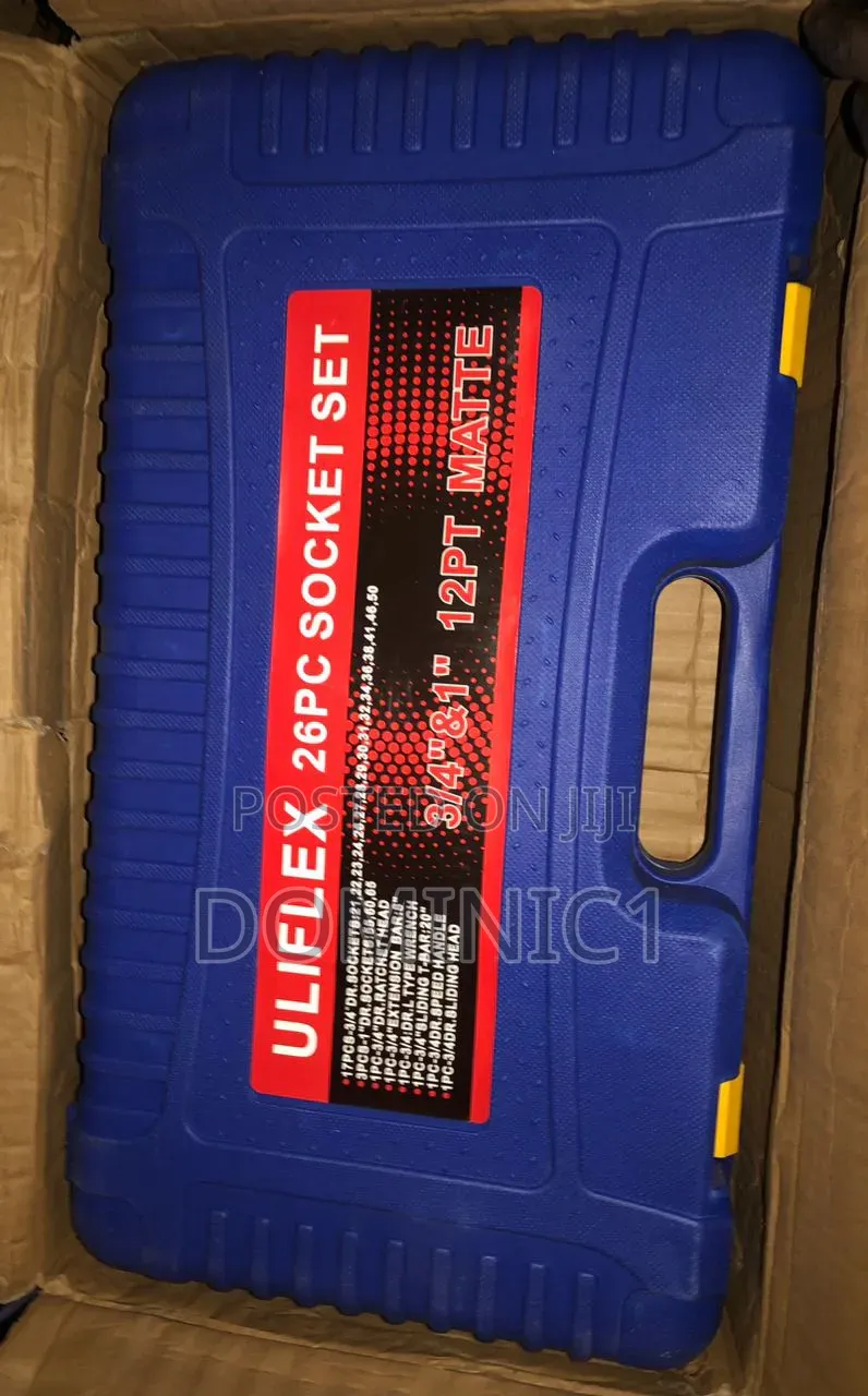 Heavy-Duty 3/4-Inch Drive Socket Wrench. 12 Tooth