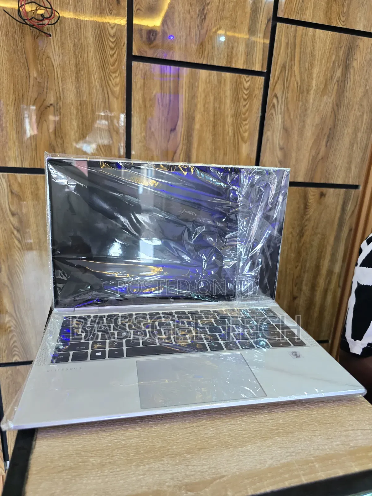 Laptop HP EliteBook x360 1040 G7 16GB Intel Core i7 SSD 256GB