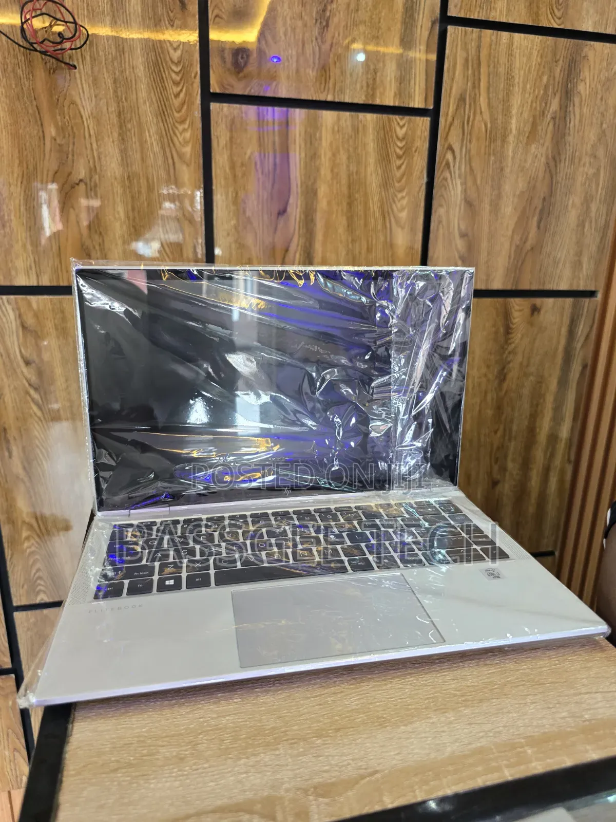 Laptop HP EliteBook x360 1040 G7 16GB Intel Core i7 SSD 256GB