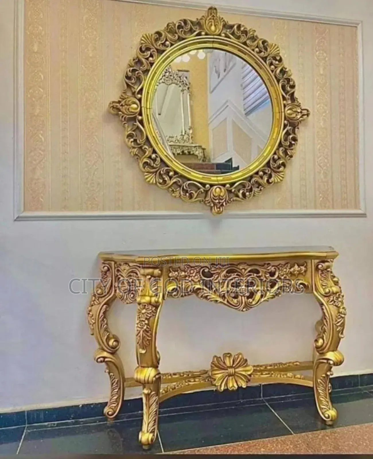 Unique Imported Console Mirror Set