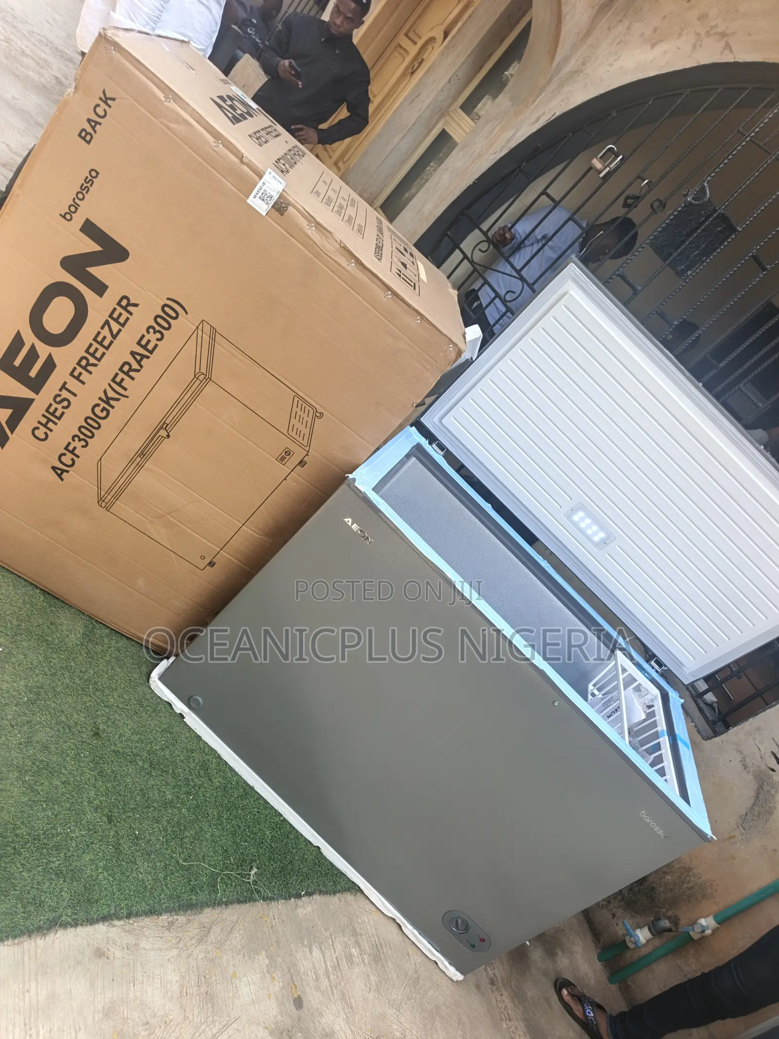 Aeon 300l Chest Freezer Acf300gk Build