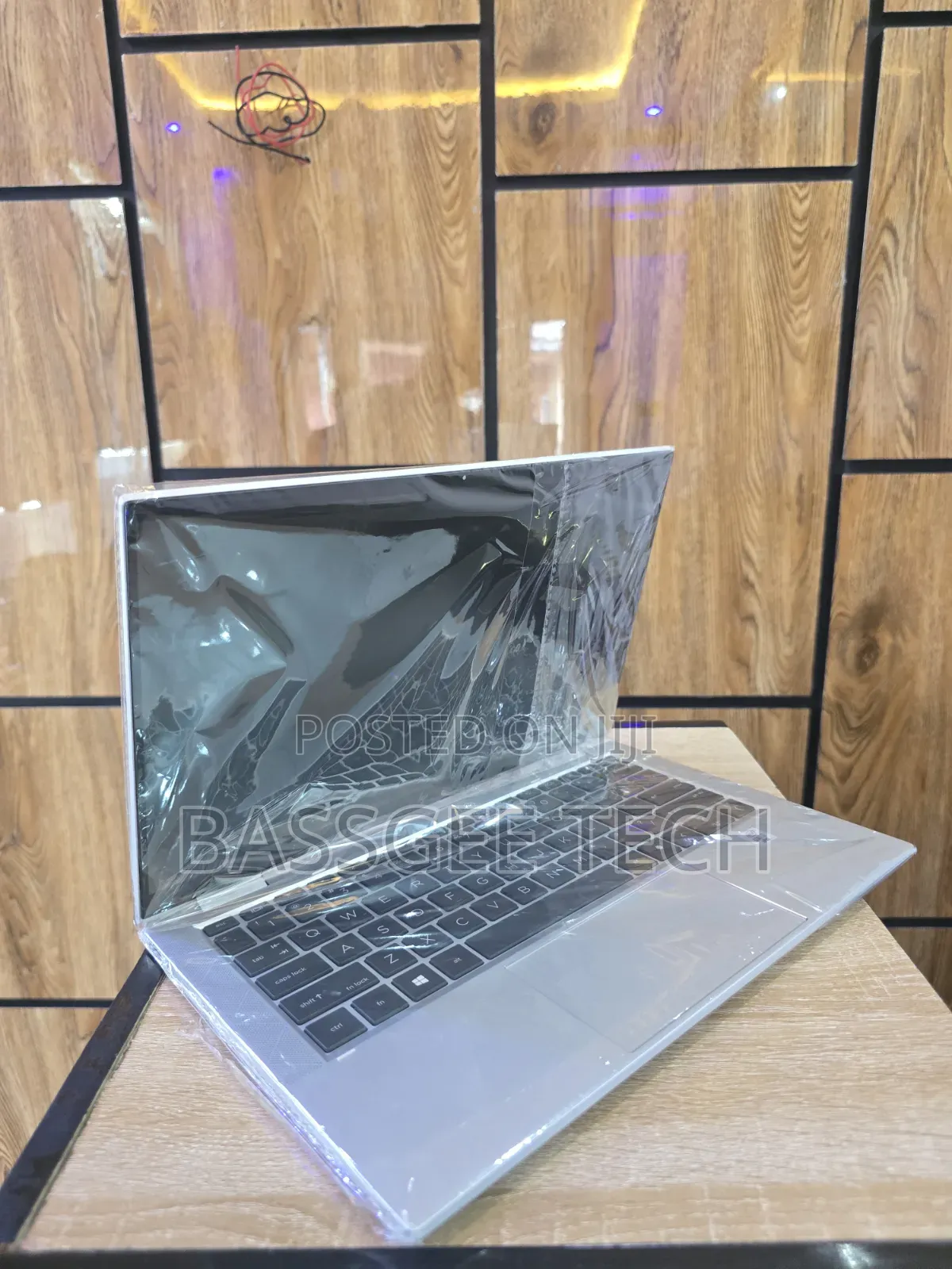 Laptop HP EliteBook x360 1030 G7 16GB Intel Core i7 SSD 512GB