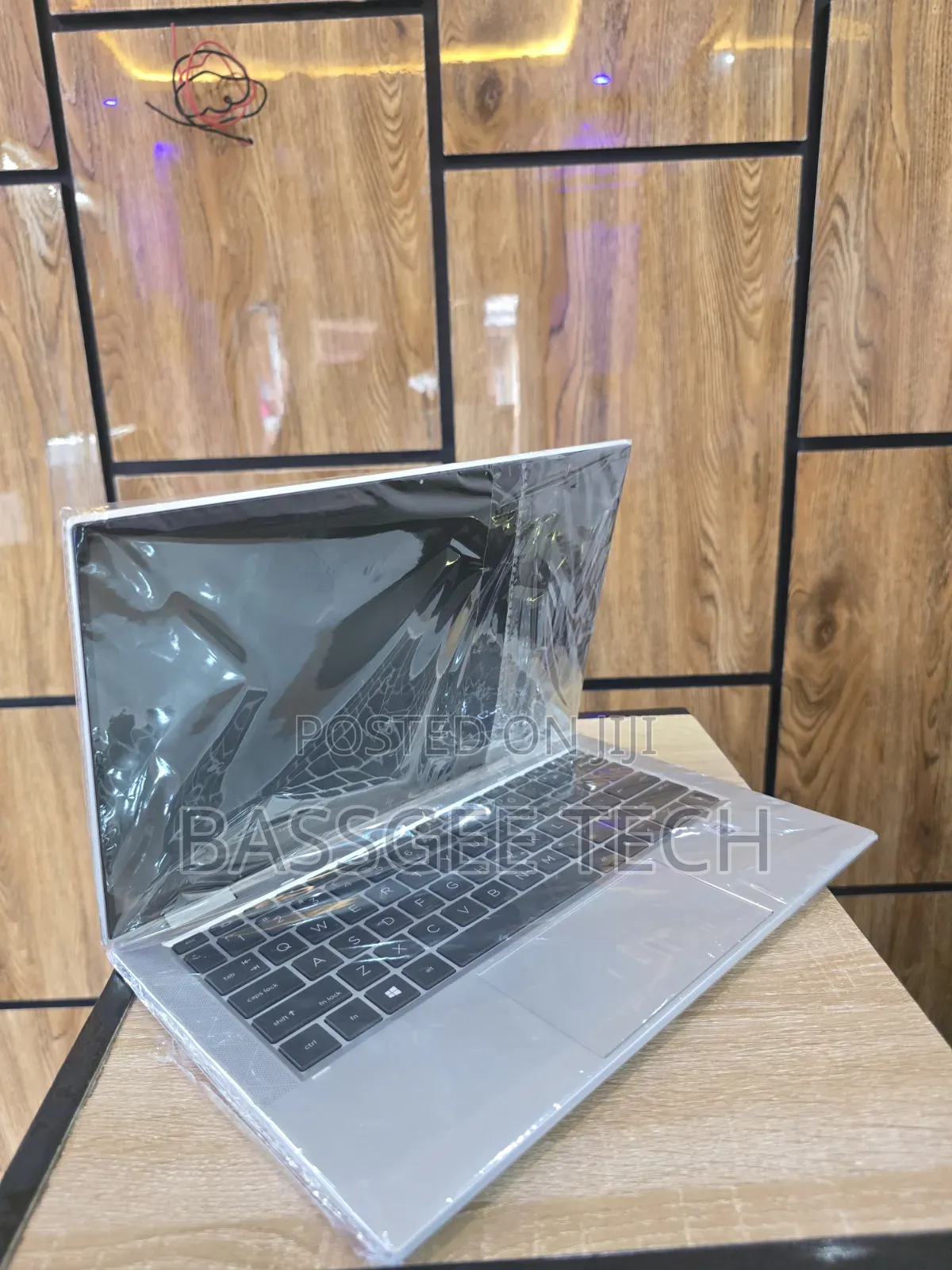 Laptop HP EliteBook x360 1030 G7 16GB Intel Core i7 SSD 512GB