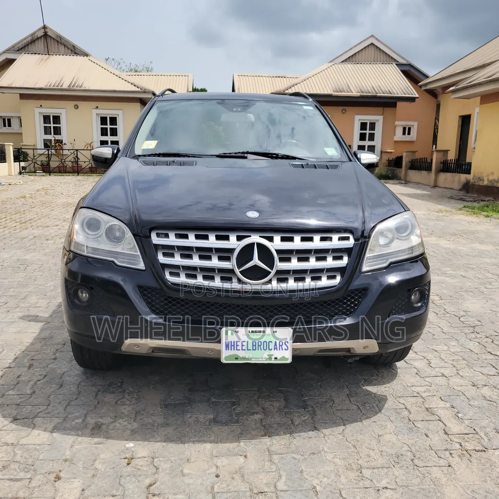 Mercedes-Benz M Class 2010 Black