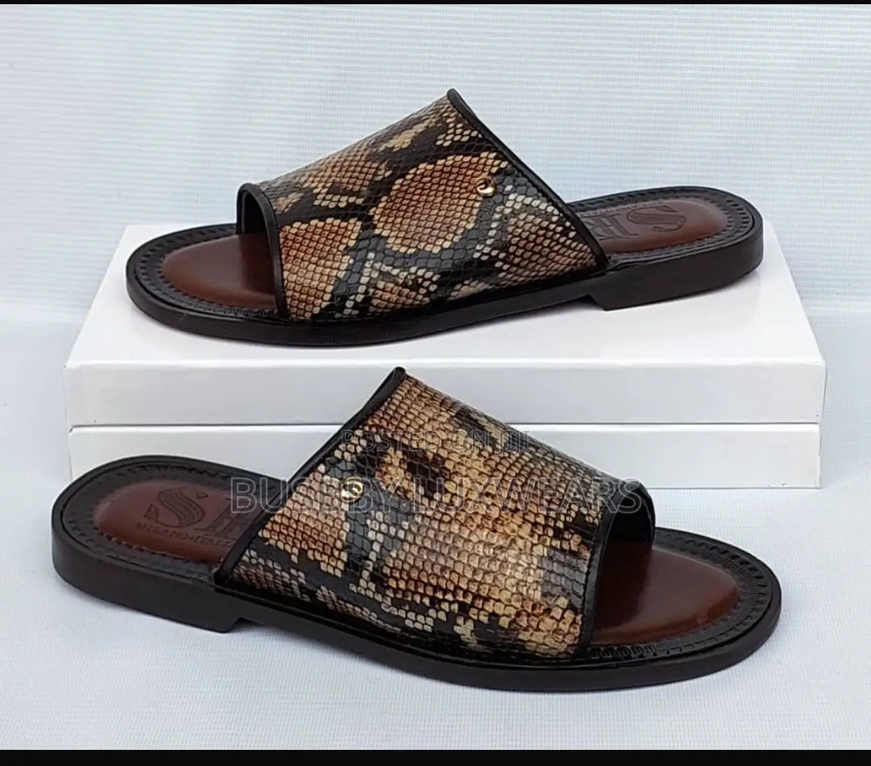 Italian Men’S Crocs Skin Slippers