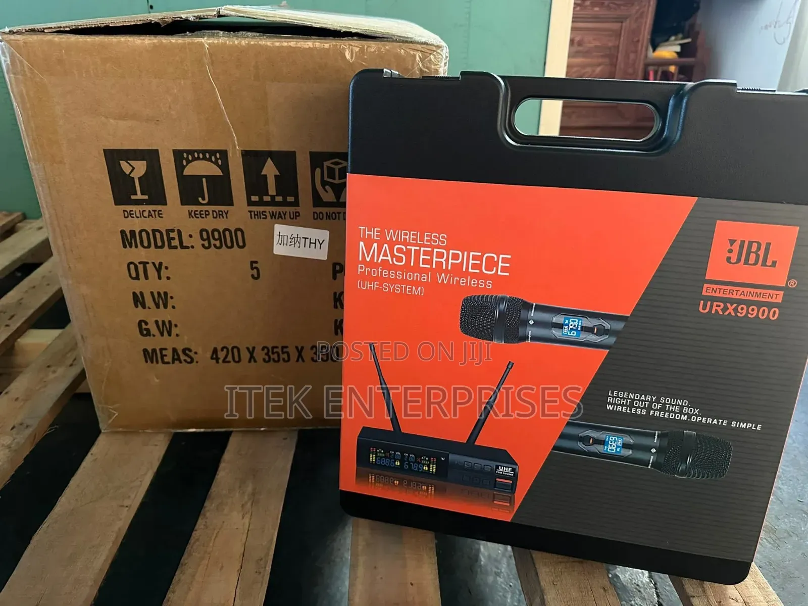 JBL Urx9900 Professional Wireless Microphone