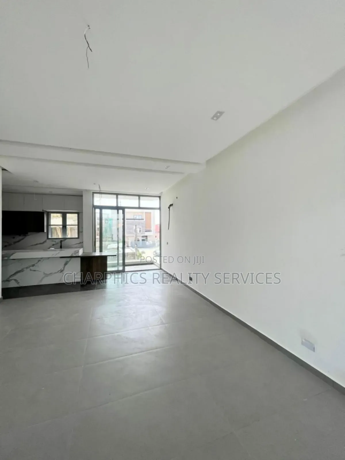 3bdrm Duplex in Lekki Phase 1 for sale