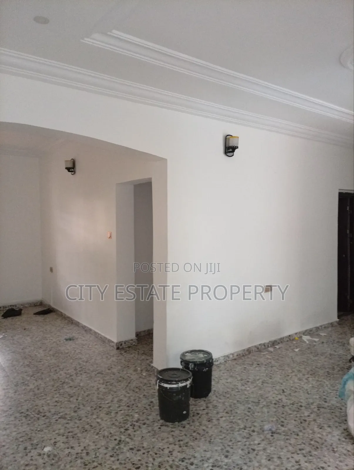2bdrm Block of Flats in City Estate, Rukpokwu for rent
