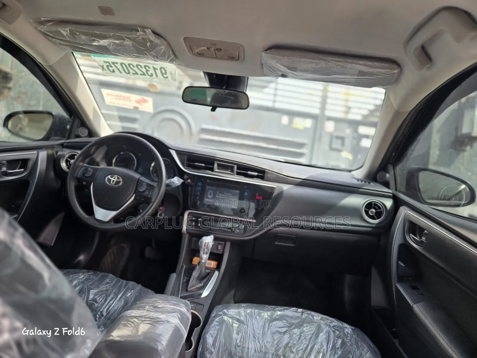 Toyota Corolla LE Eco (1.8L 4cyl 2A) 2019 Black