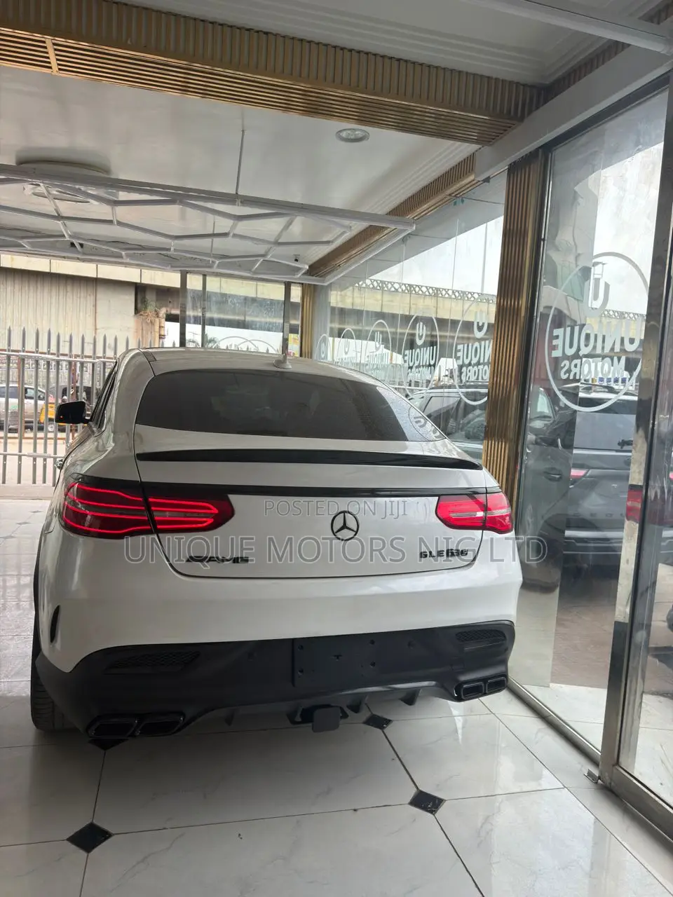 Mercedes-Benz GLE-Class 2019 White