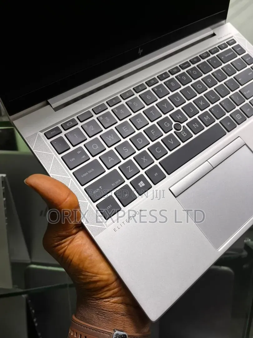 Laptop HP EliteBook 840 G8 16GB Intel Core i7 SSD 512GB