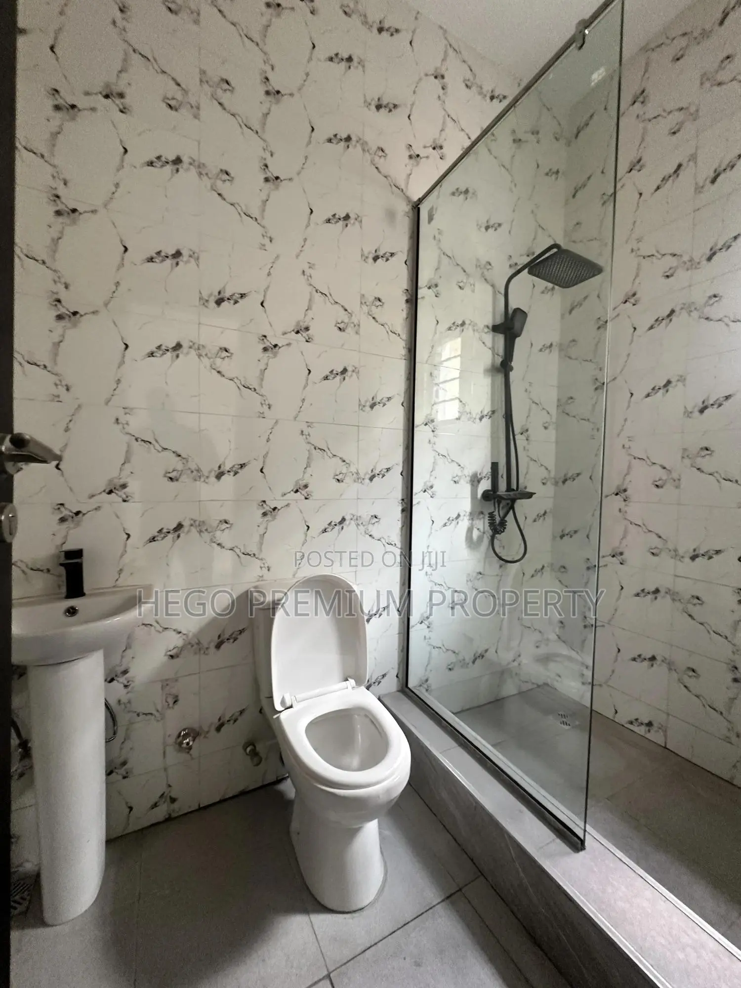 4bdrm Apartment in Ivory Height, Eneka for sale