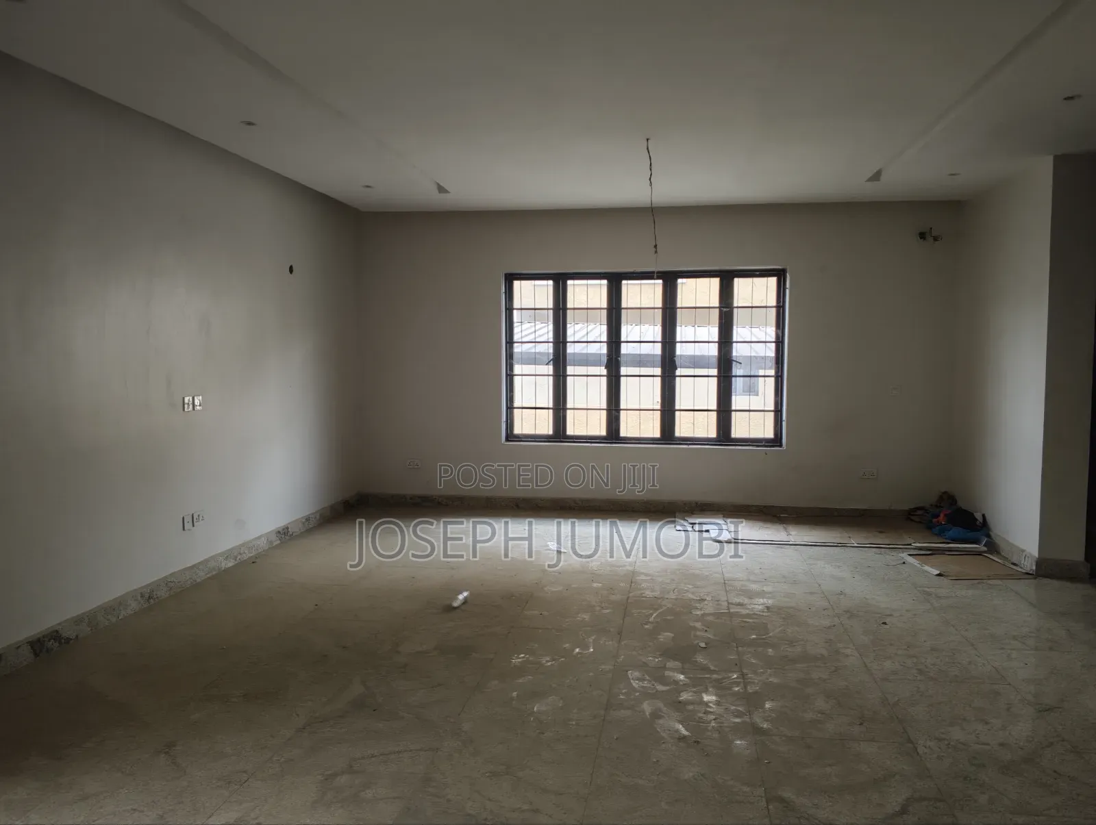 5bdrm Duplex in Hart Court, Jahi for sale