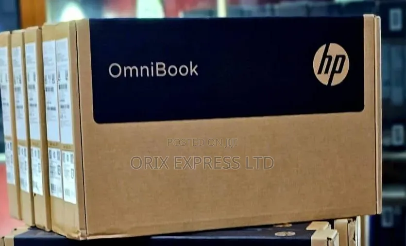 New Laptop HP OmniBook 5 Flip 16GB Intel Core i7 SSD 512GB