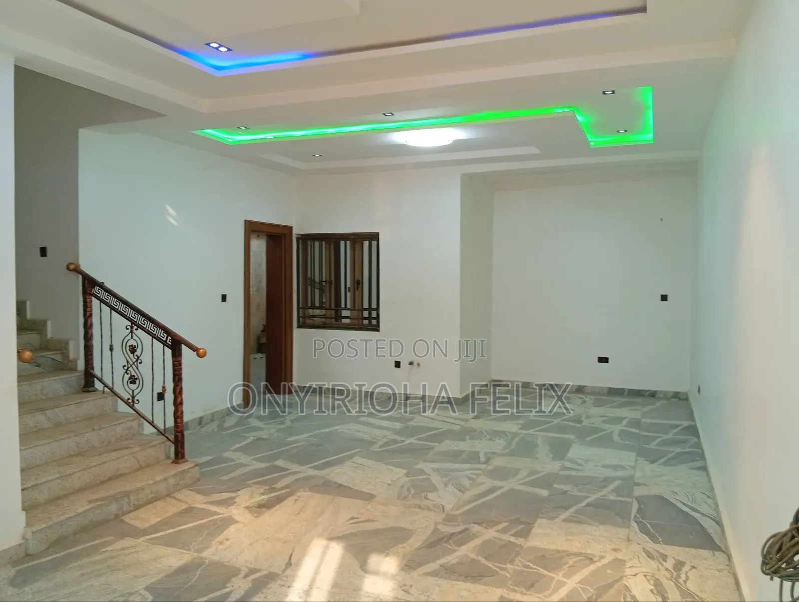 4bdrm Townhouse / Terrace in Gwarinpa Main, Life Camp for rent