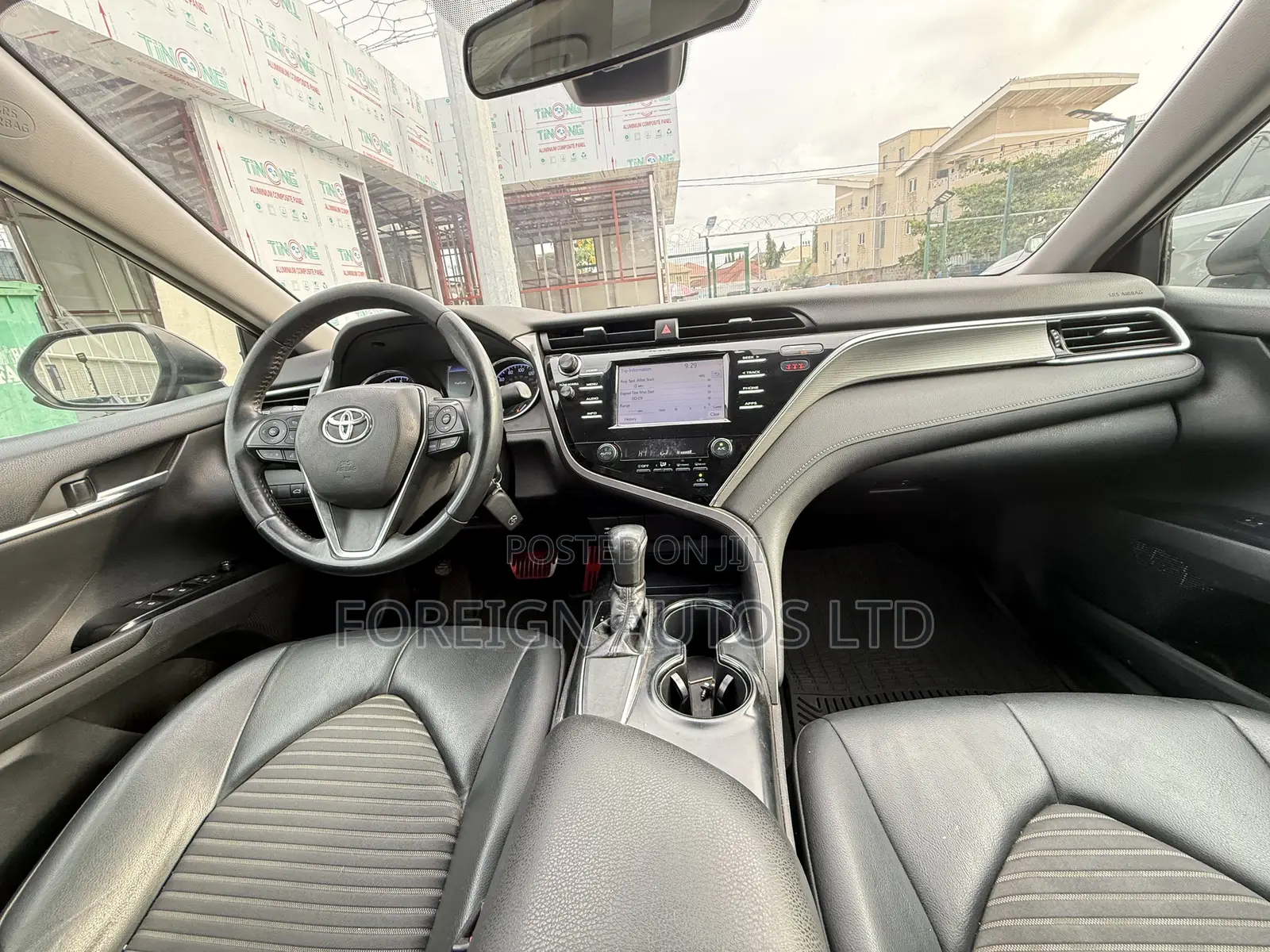 Toyota Camry SE FWD (2.5L 4cyl 8AM) 2018 Burgundy
