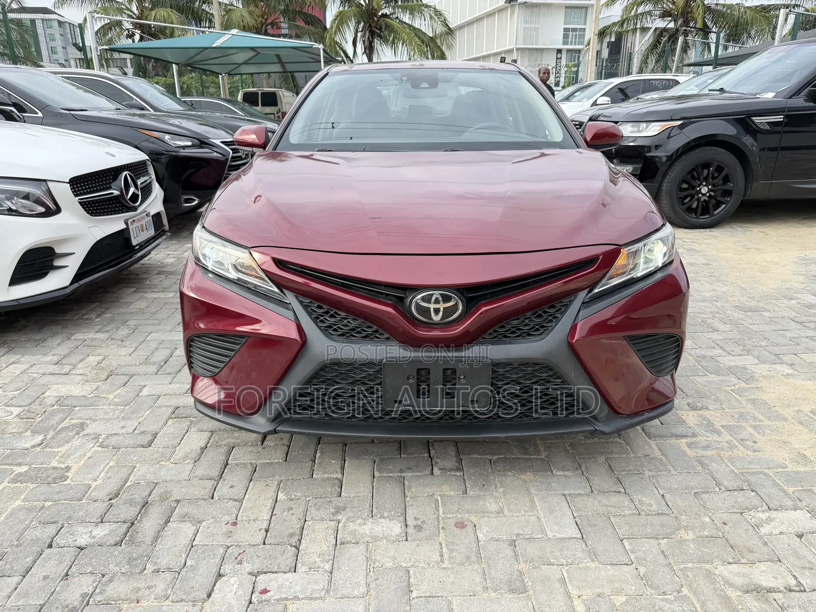 Toyota Camry SE FWD (2.5L 4cyl 8AM) 2018 Burgundy