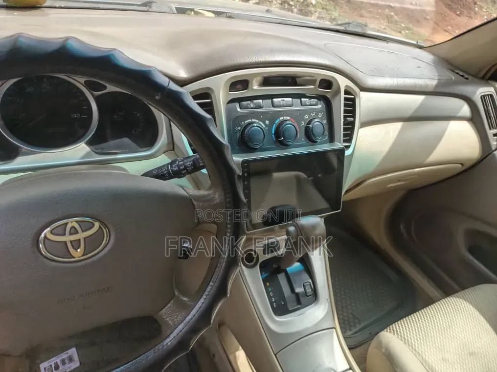 Toyota Highlander 2005 Gray