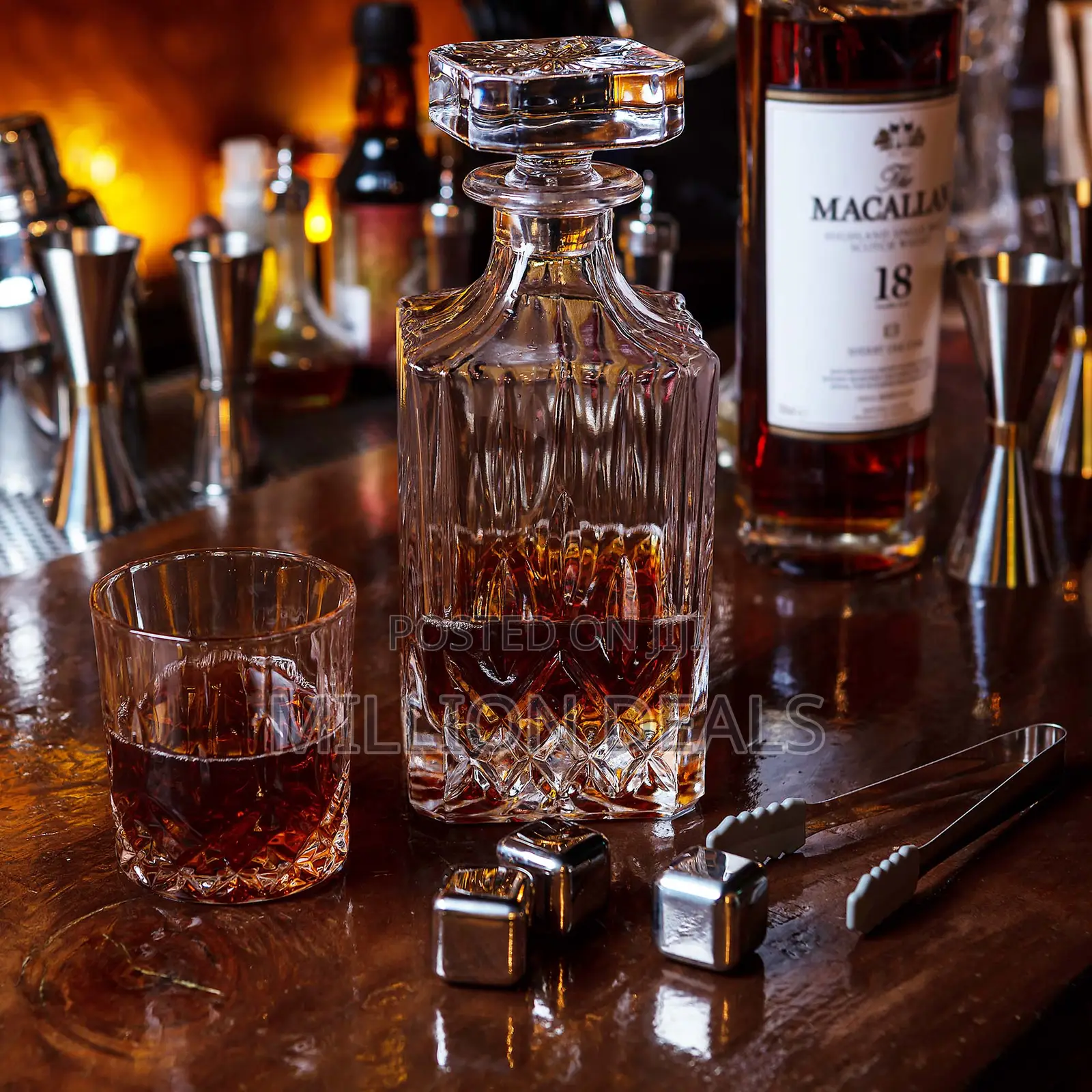 Bar Craft Whiskey and Glass Set, 5-Piece With 4x Cups