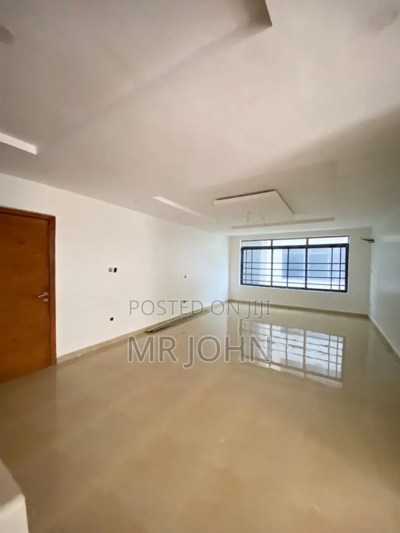 3bdrm Apartment in De Man Pr, Victoria Island for sale