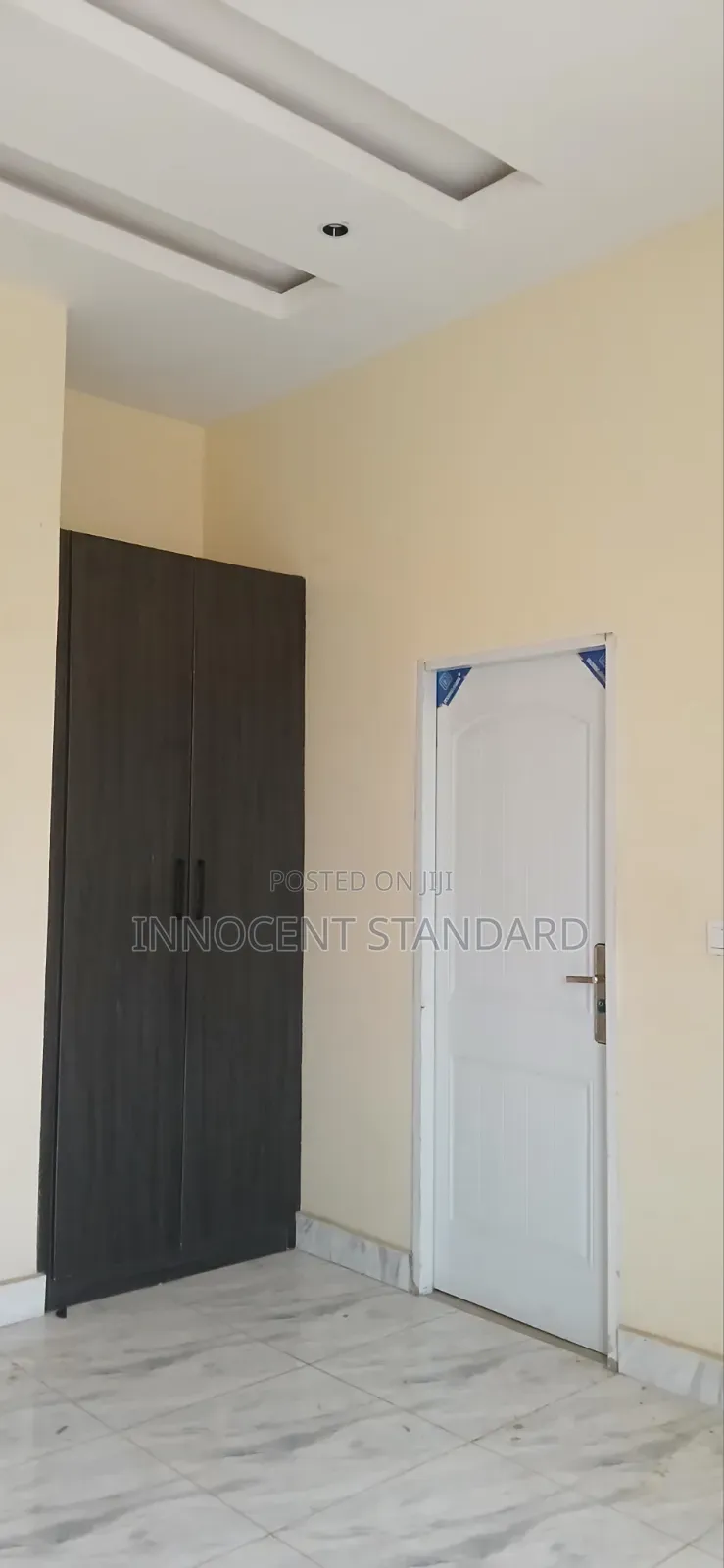 2bdrm Apartment in Custom Estate, Kubwa for rent