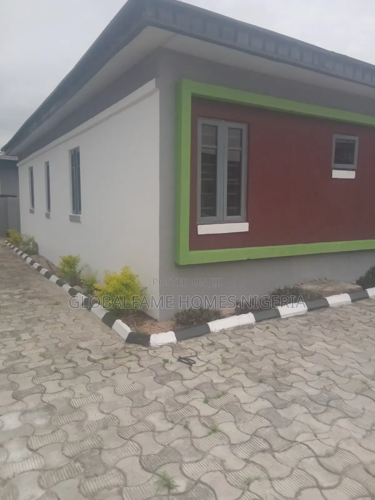 3bdrm Bungalow in A Fully Secured, Awoyaya for rent