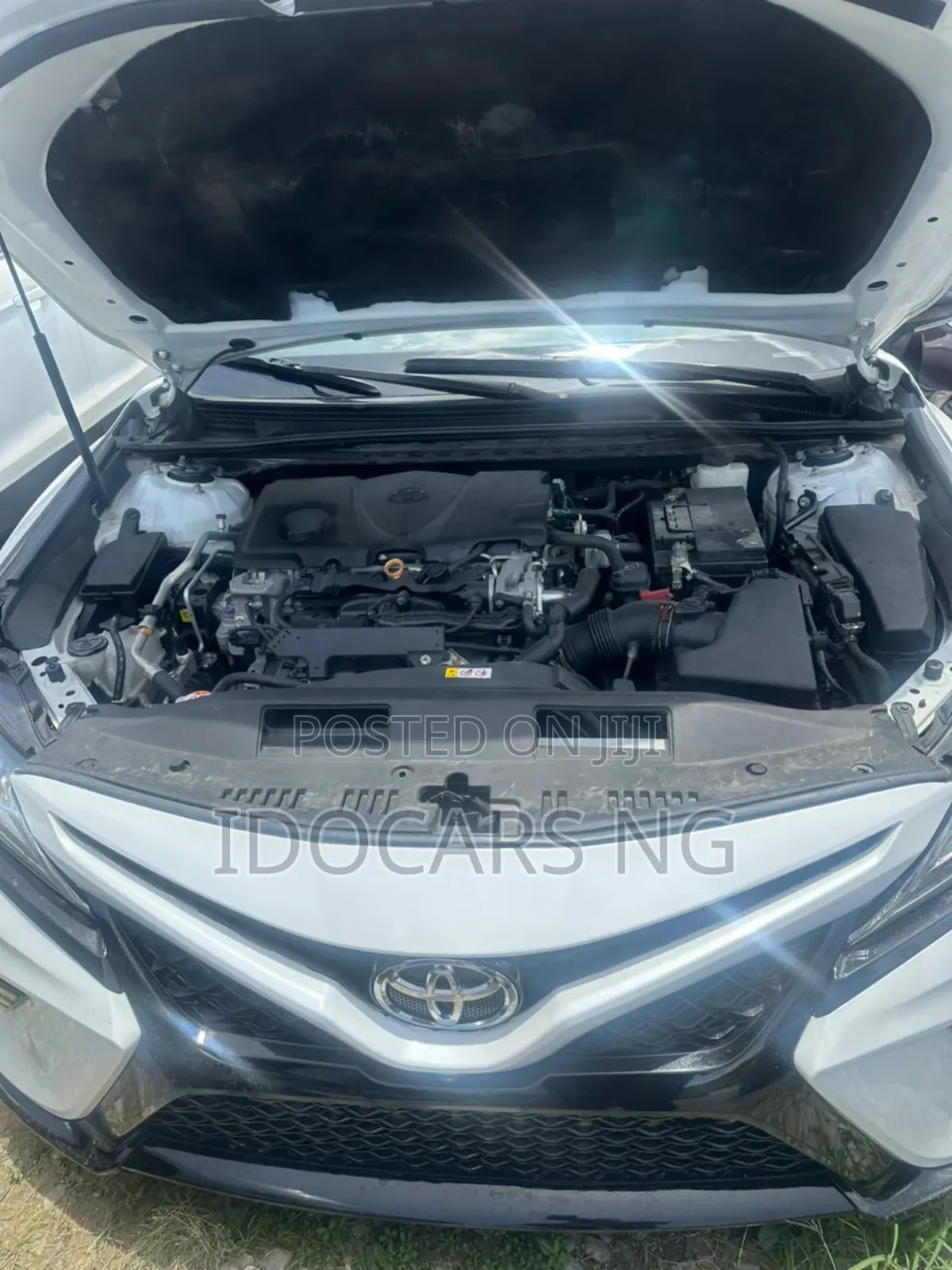 Toyota Camry XSE V6 FWD 2020 White