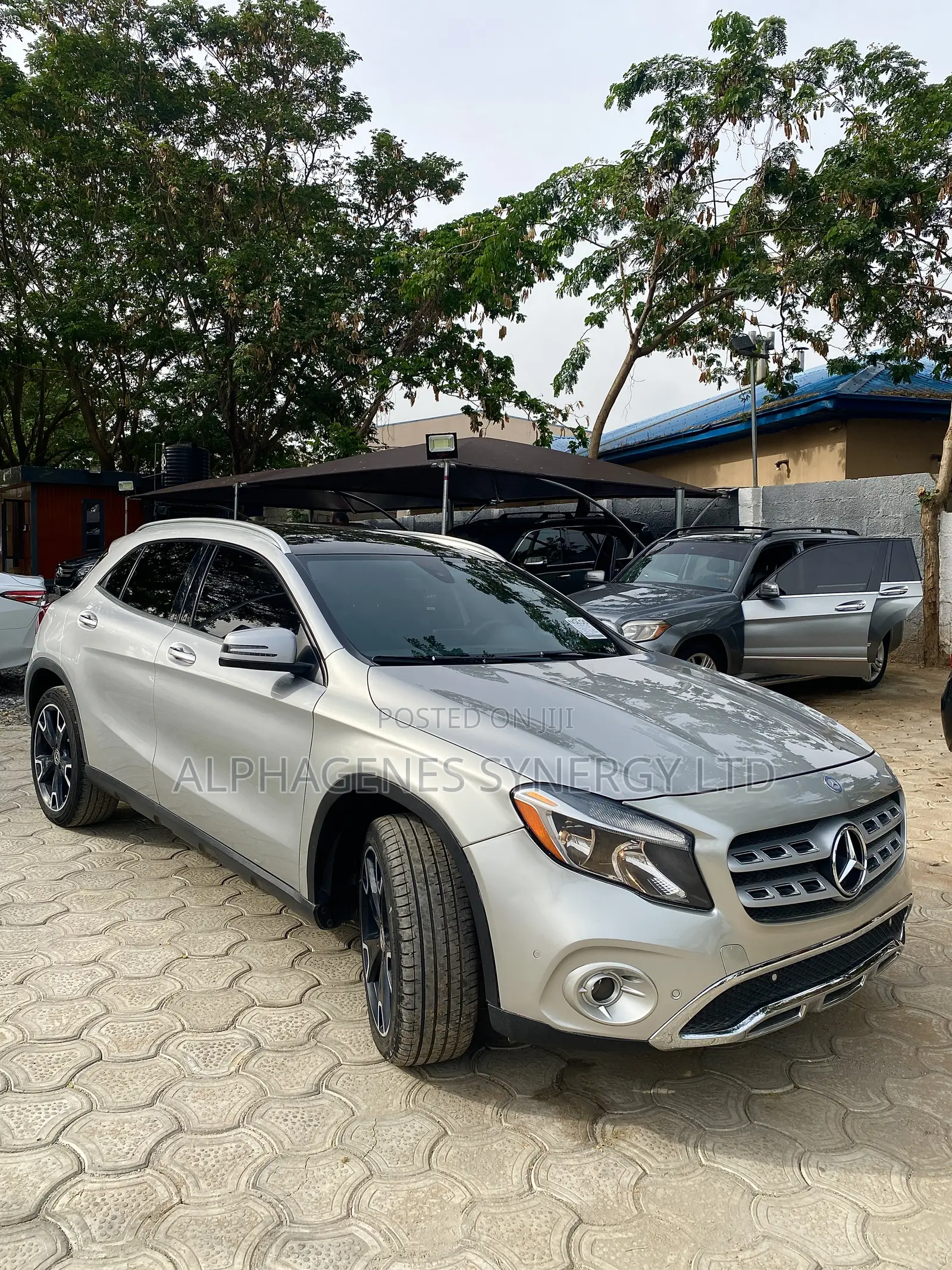 Mercedes-Benz GLA 250 2017 Silver