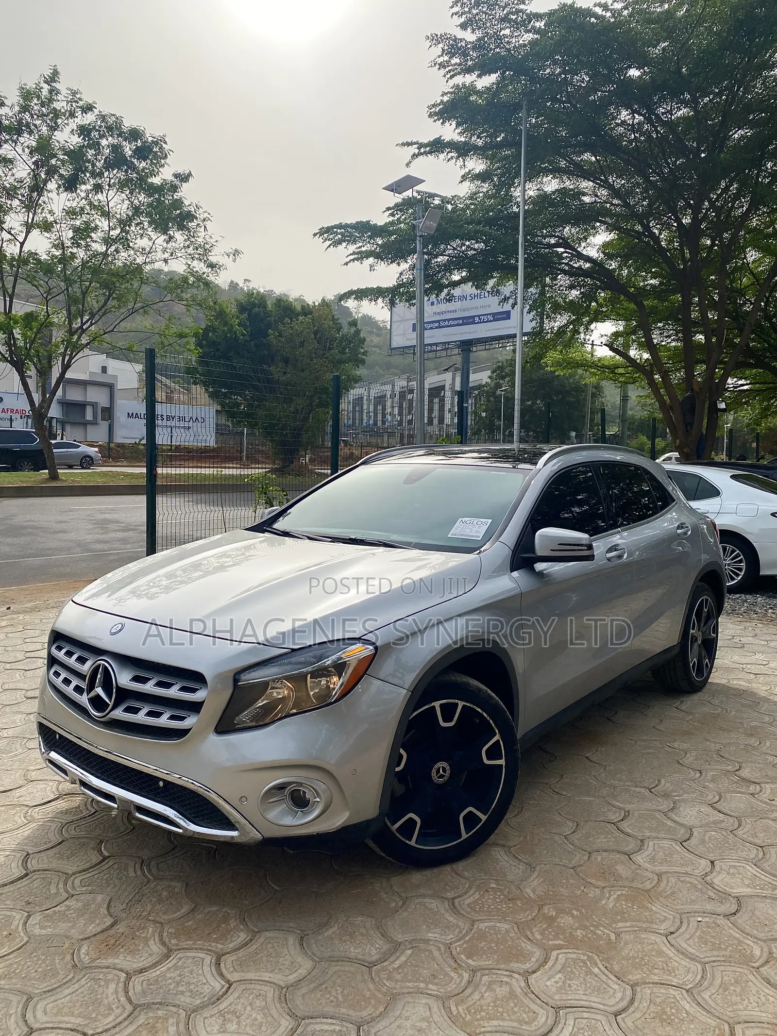 Mercedes-Benz GLA 250 2017 Silver