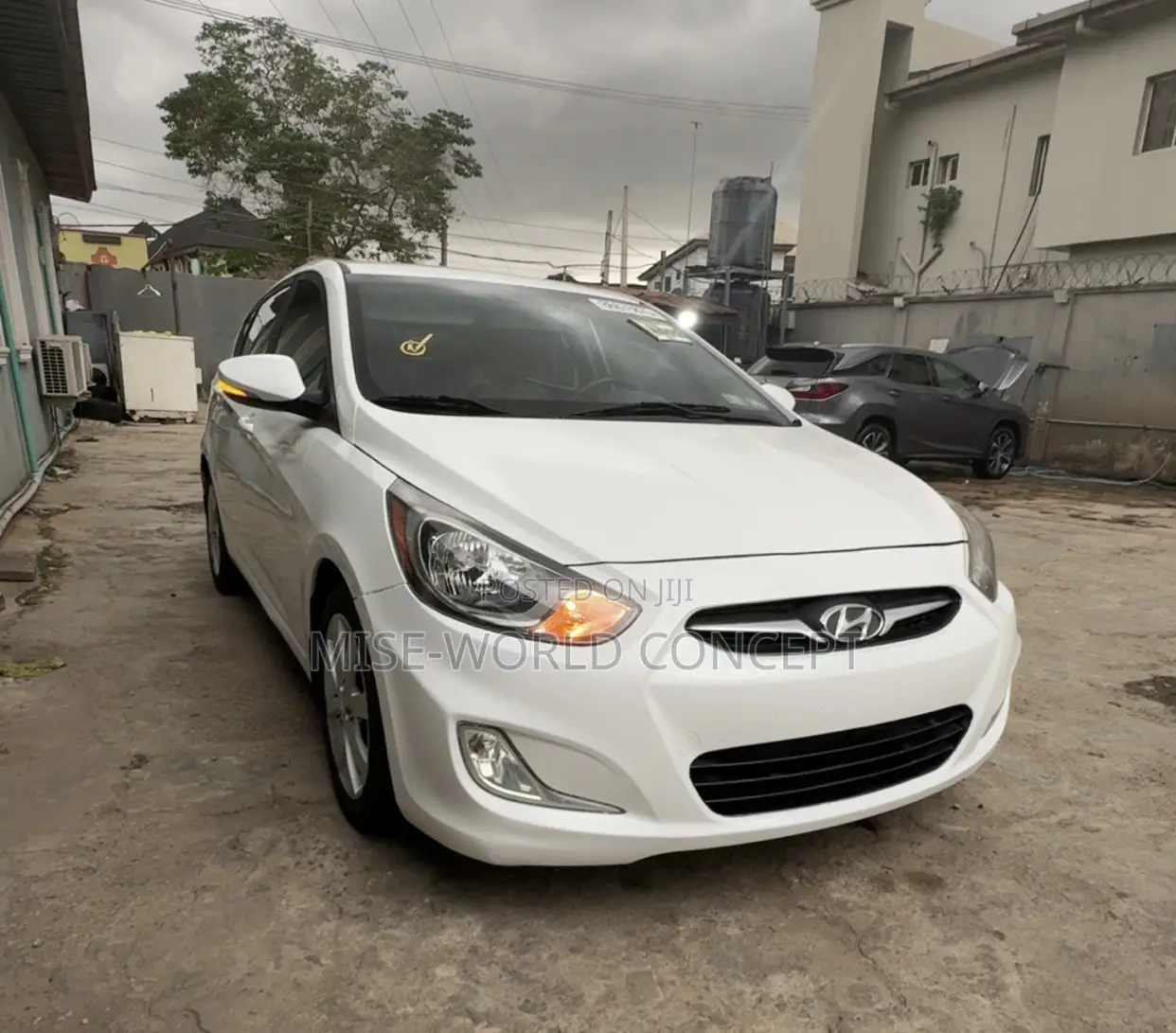 Hyundai Accent 2013 White