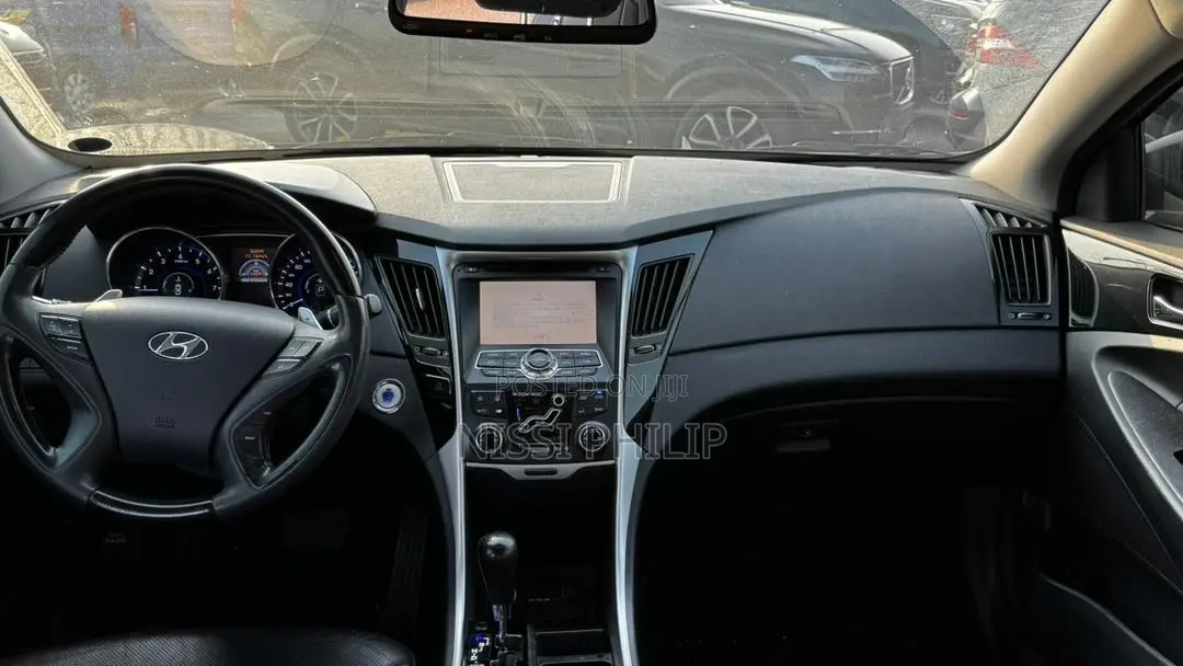 Hyundai Sonata 2009 Black